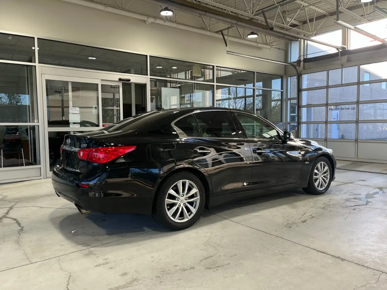 Infiniti Q50 photo Infiniti Q50
