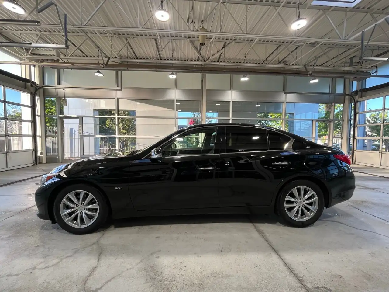 Infiniti Q50 photo Infiniti Q50