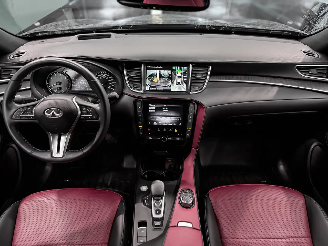 Infiniti QX55 fotografie Infiniti QX55
