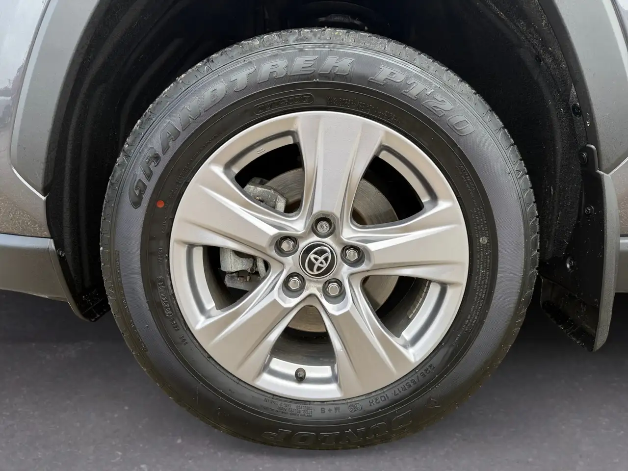 Toyota RAV 4 снимка Toyota RAV 4