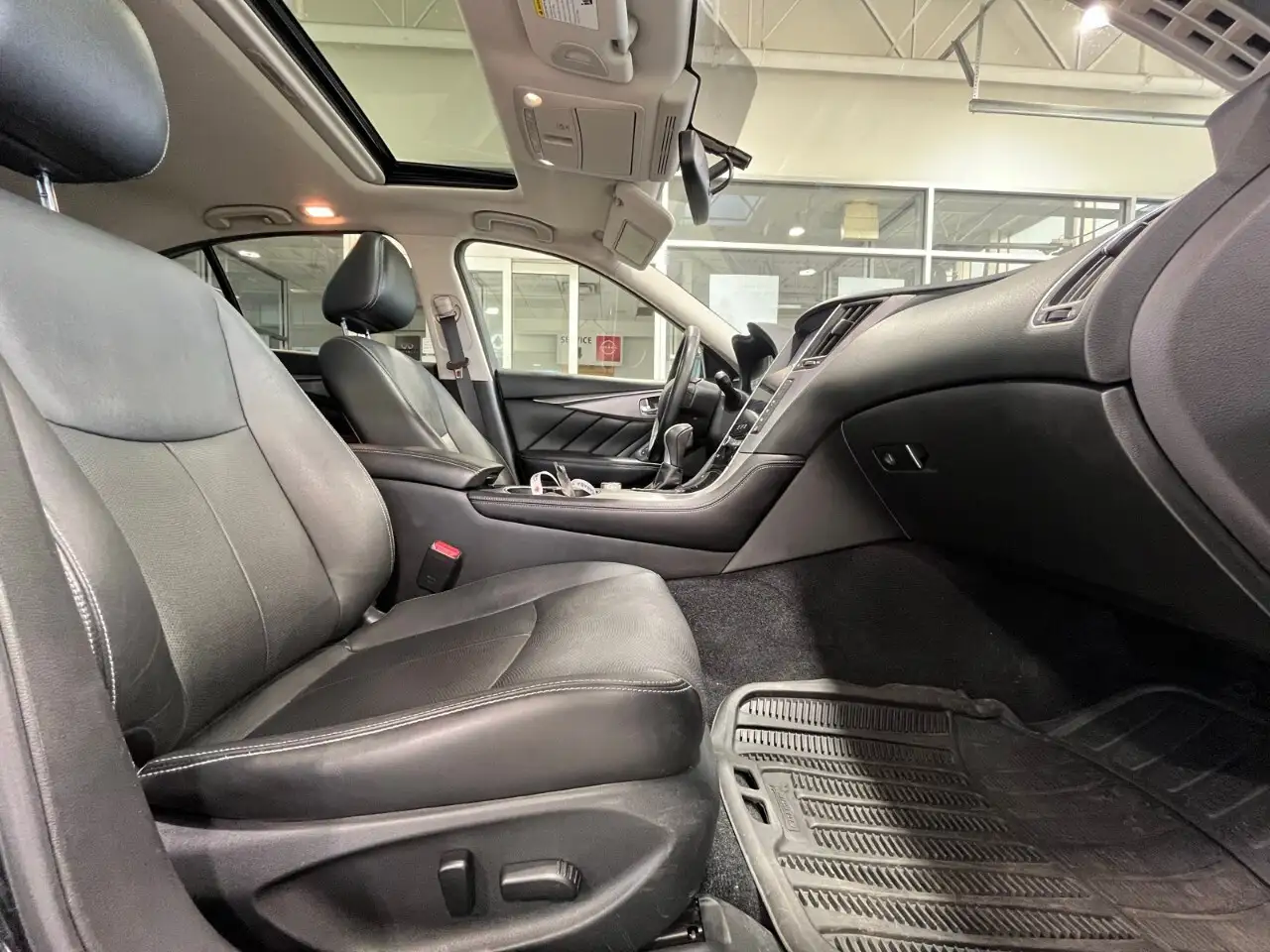 Infiniti Q50 photo Infiniti Q50