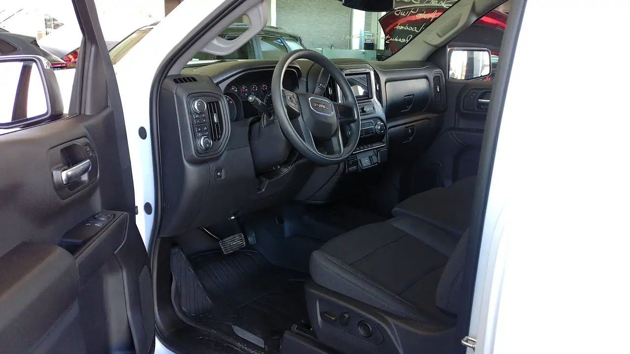 GMC Sierra 1500 снимка GMC Sierra 1500