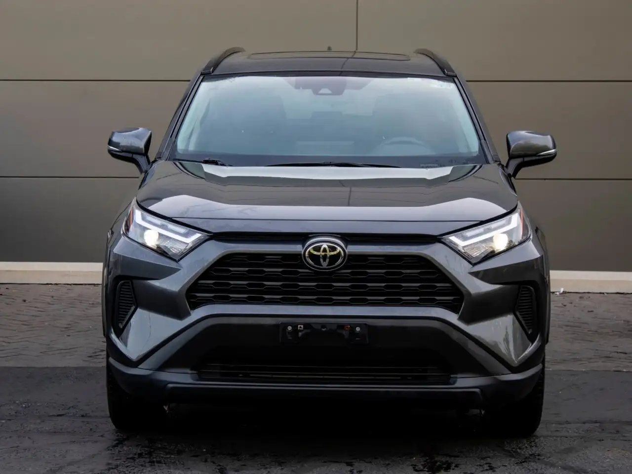 Toyota RAV 4 снимка Toyota RAV 4
