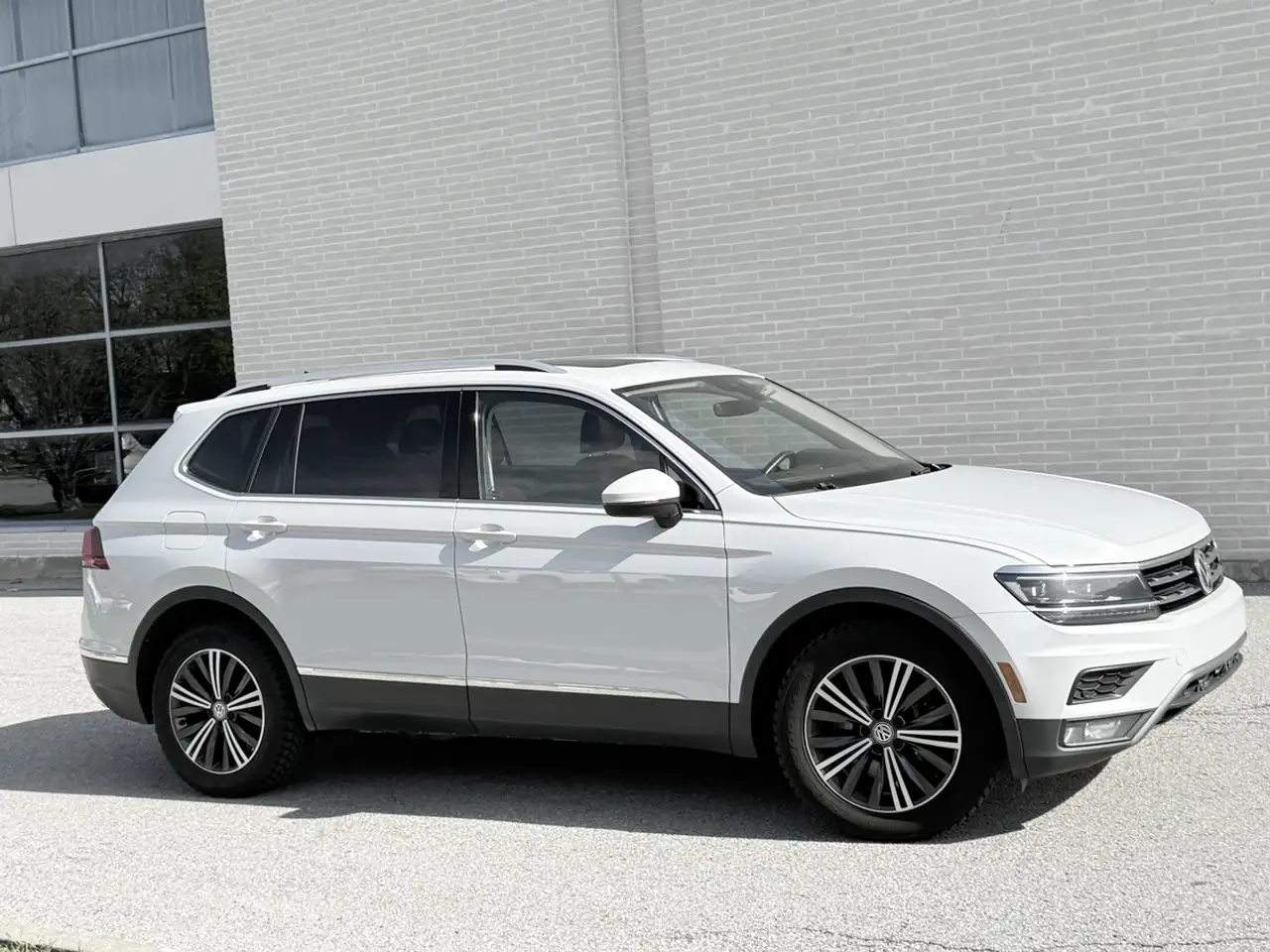 Volkswagen Tiguan снимка Volkswagen Tiguan