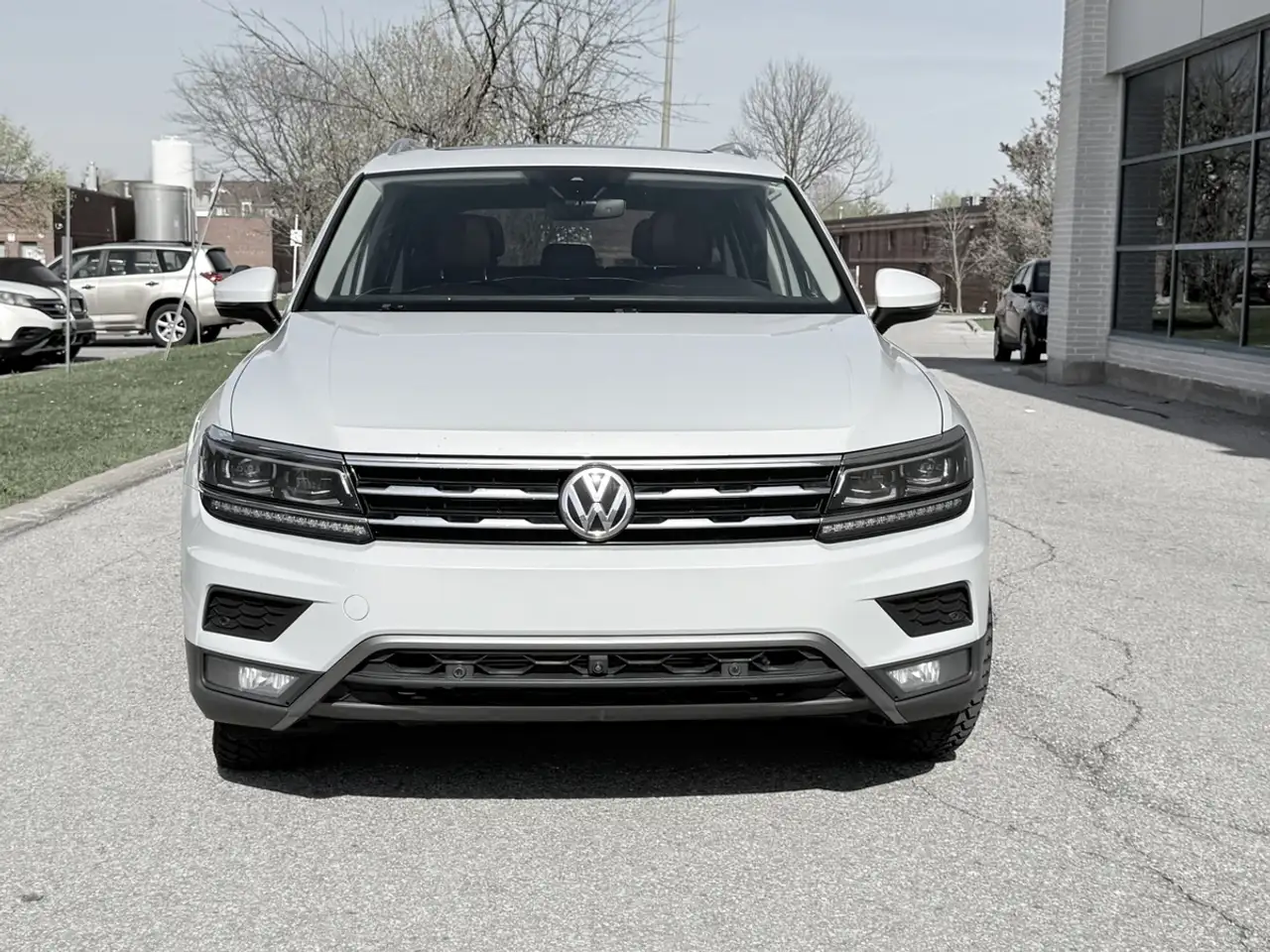Volkswagen Tiguan снимка Volkswagen Tiguan