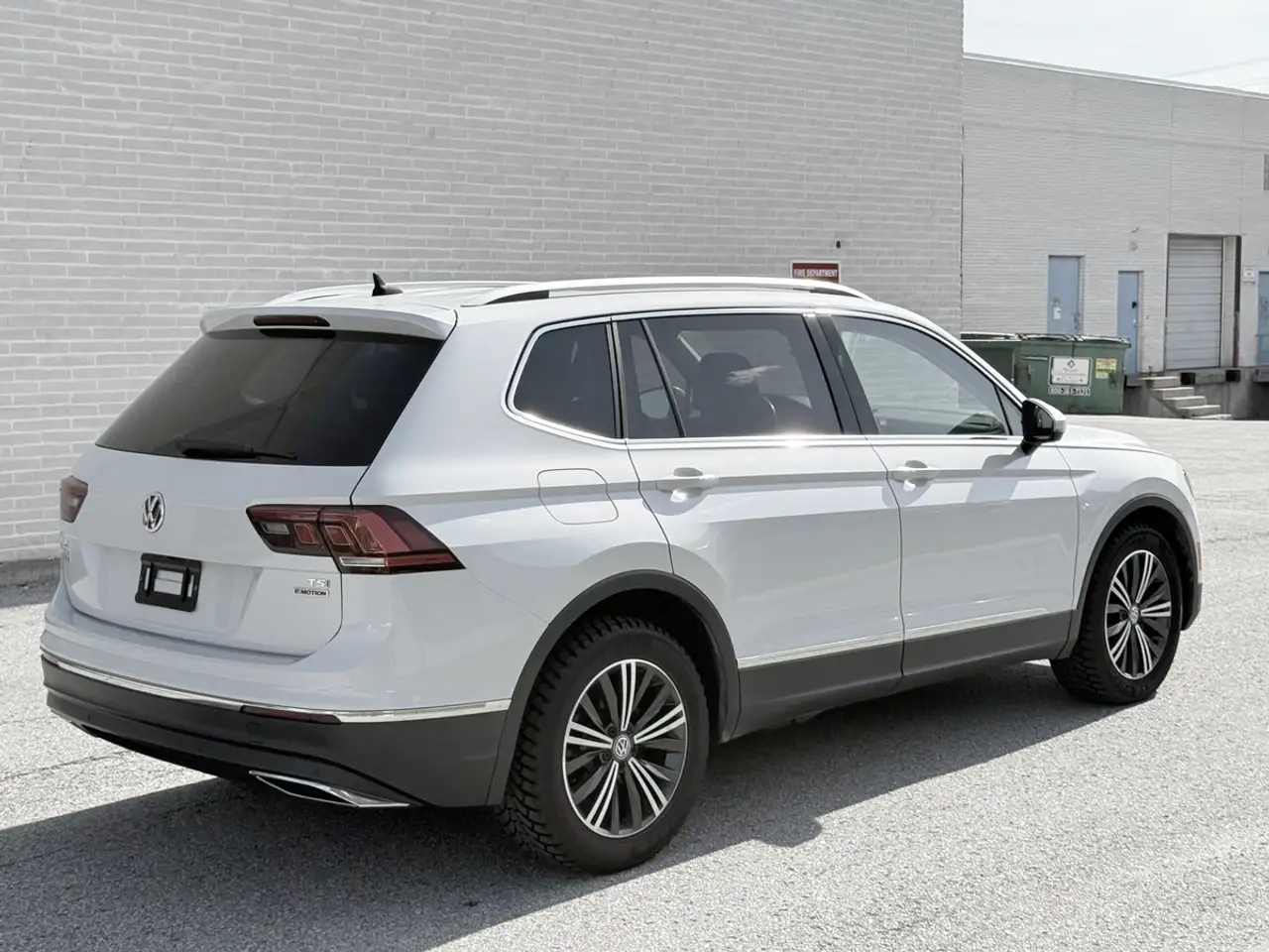 Volkswagen Tiguan снимка Volkswagen Tiguan