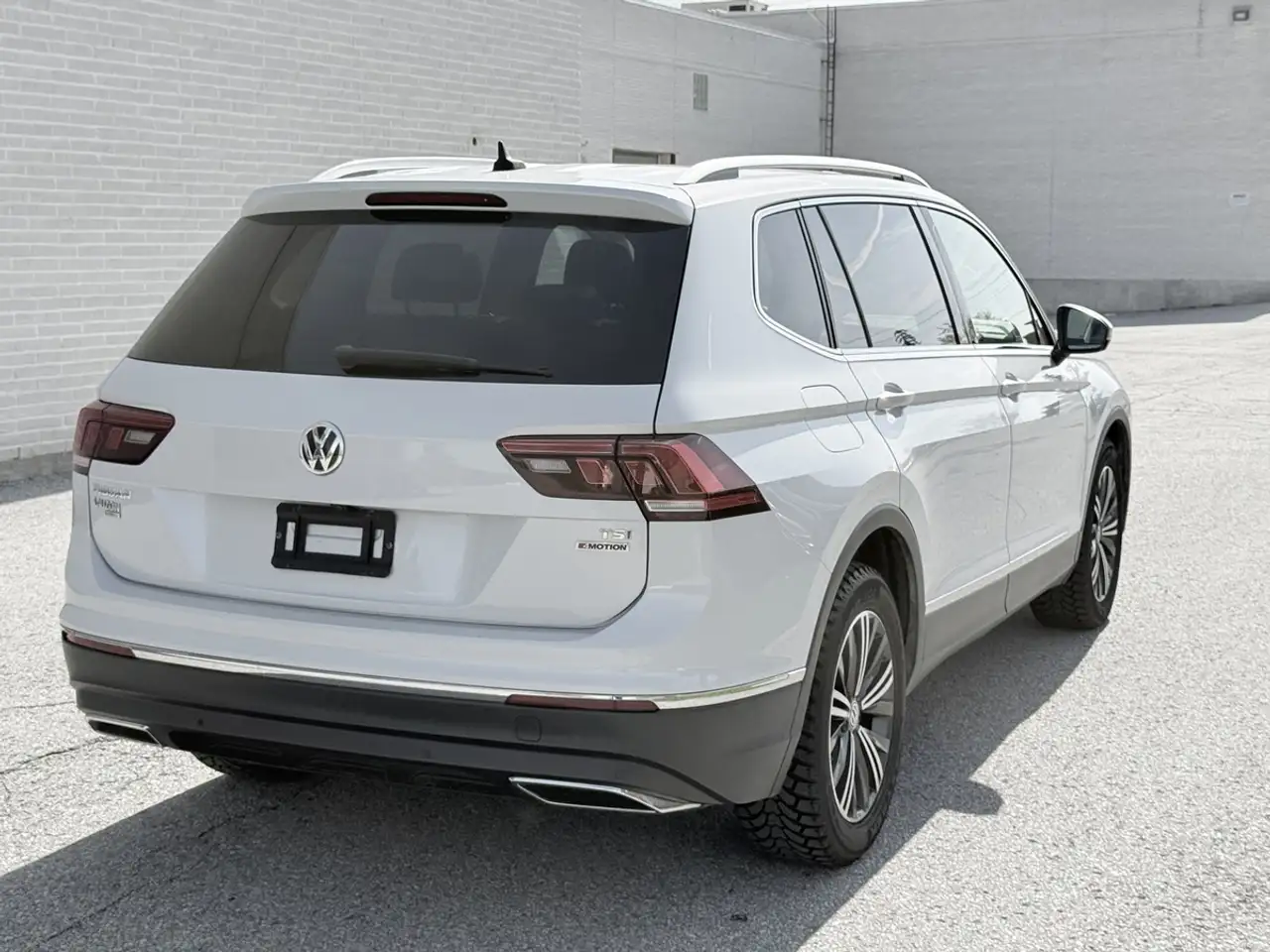 Volkswagen Tiguan снимка Volkswagen Tiguan