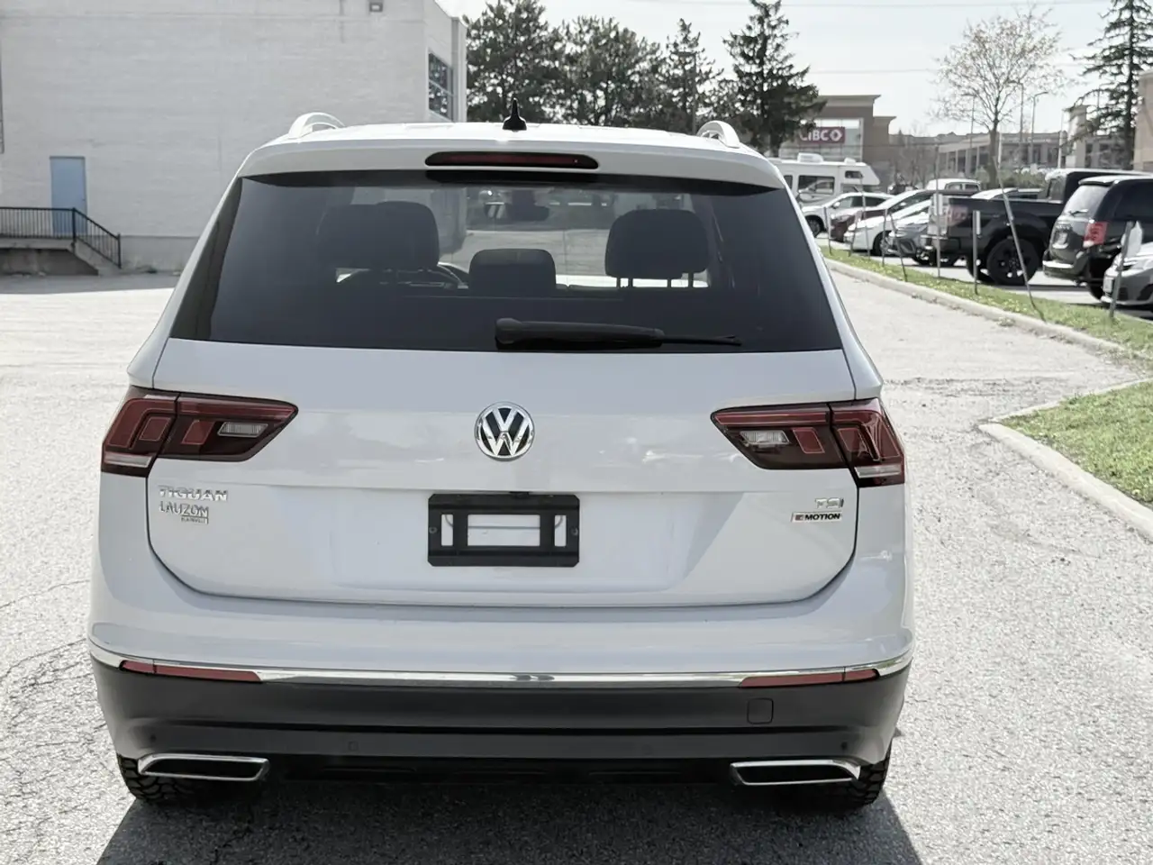 Volkswagen Tiguan снимка Volkswagen Tiguan