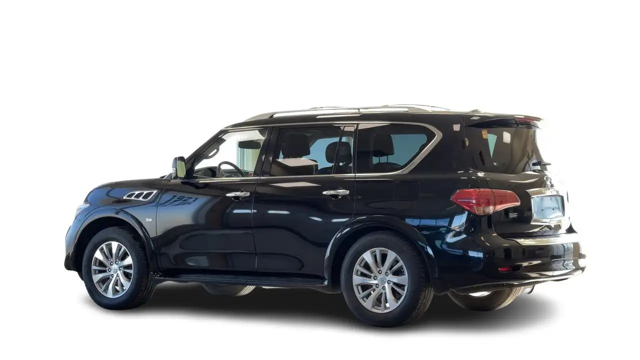 Infiniti QX80 снимка Infiniti QX80