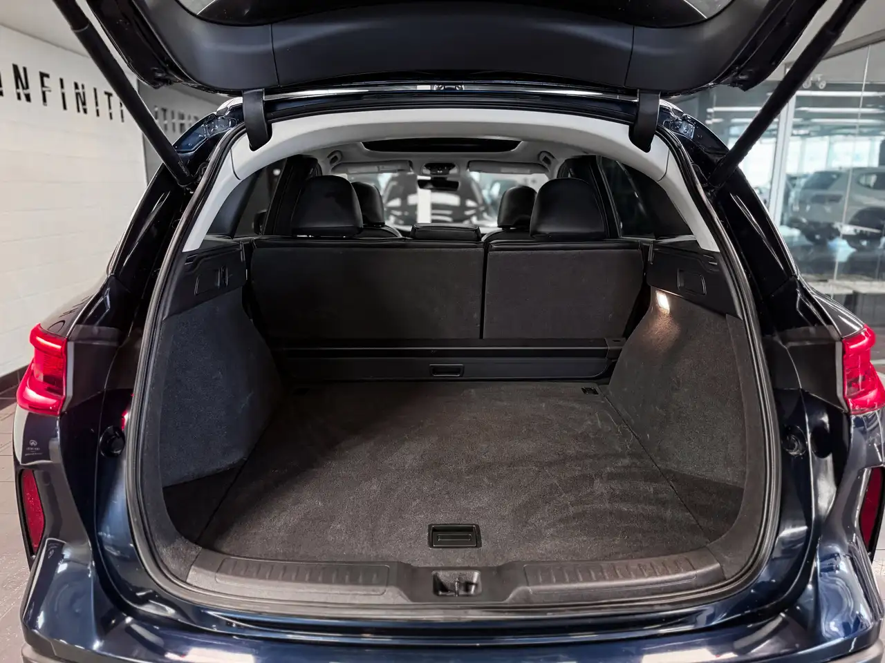 Infiniti QX50 снимка Infiniti QX50