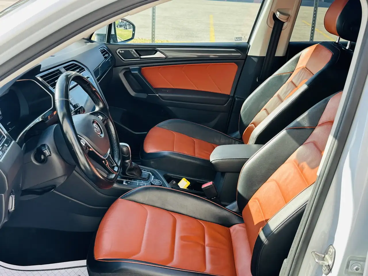 Volkswagen Tiguan снимка Volkswagen Tiguan