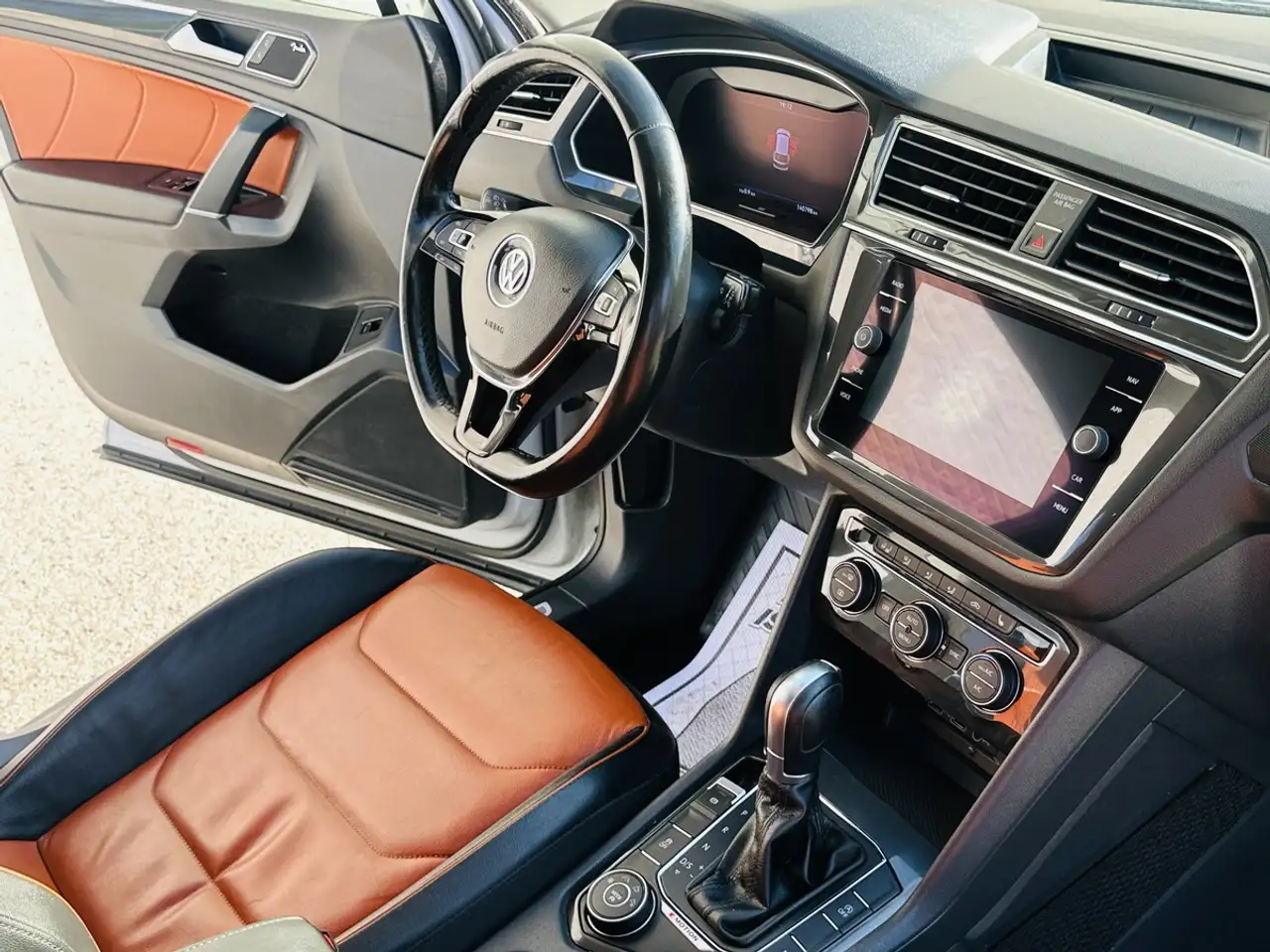 Volkswagen Tiguan снимка Volkswagen Tiguan