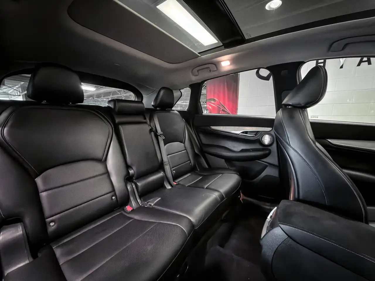 Infiniti QX50 снимка Infiniti QX50