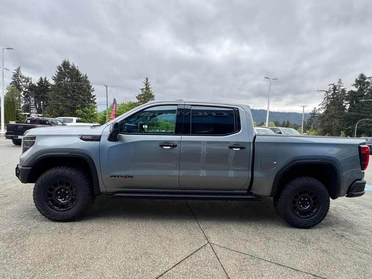 GMC Sierra 1500 снимка GMC Sierra 1500