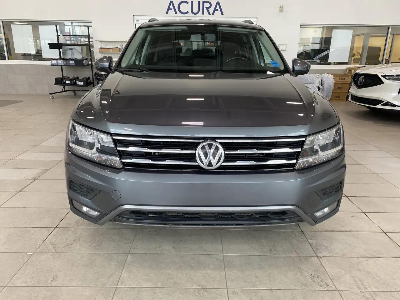 Volkswagen Tiguan снимка Volkswagen Tiguan