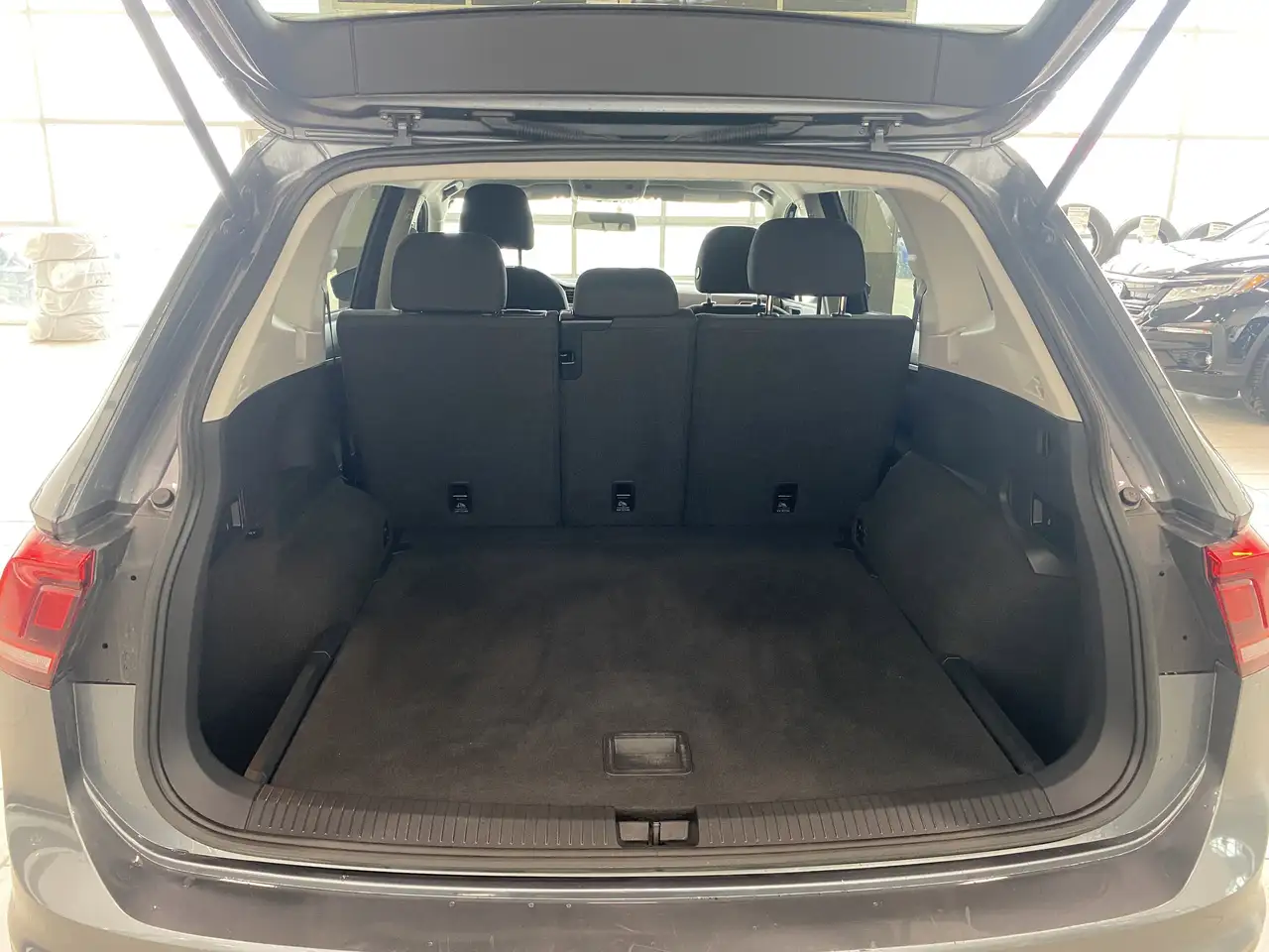 Volkswagen Tiguan снимка Volkswagen Tiguan