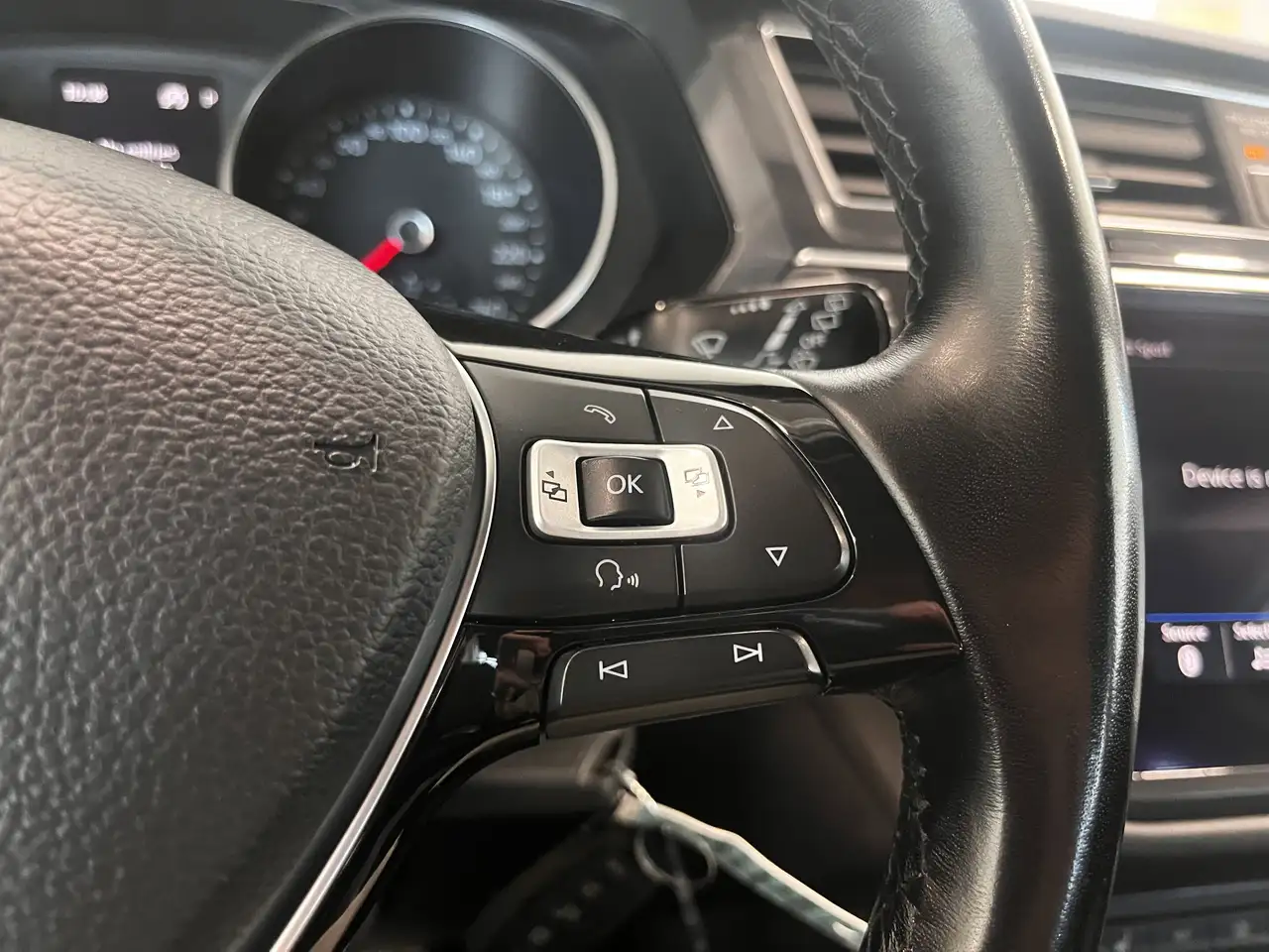 Volkswagen Tiguan снимка Volkswagen Tiguan