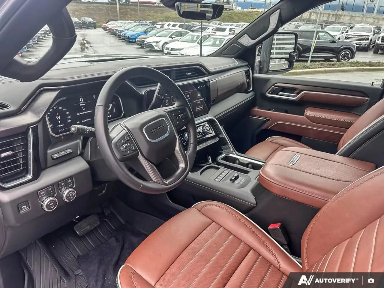 GMC Sierra 3500HD снимка GMC Sierra 3500HD