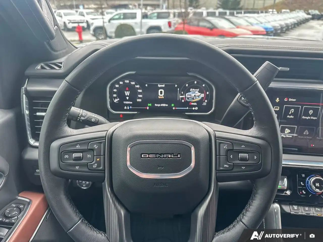 GMC Sierra 3500HD снимка GMC Sierra 3500HD
