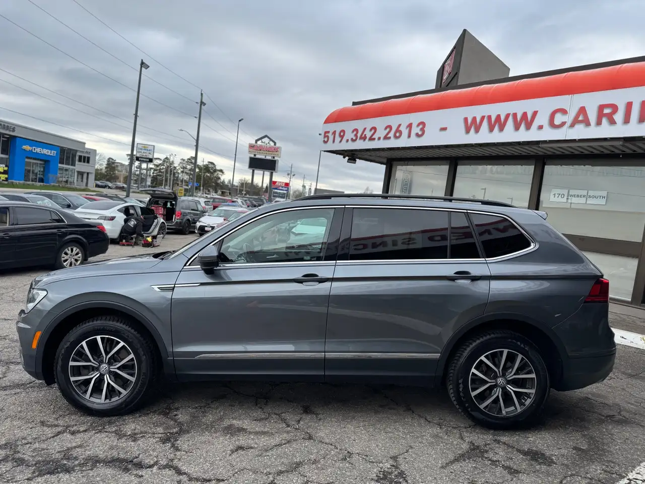 Volkswagen Tiguan photo Volkswagen Tiguan