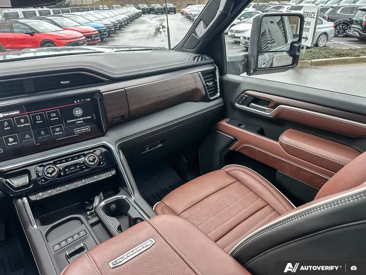 GMC Sierra 3500HD снимка GMC Sierra 3500HD