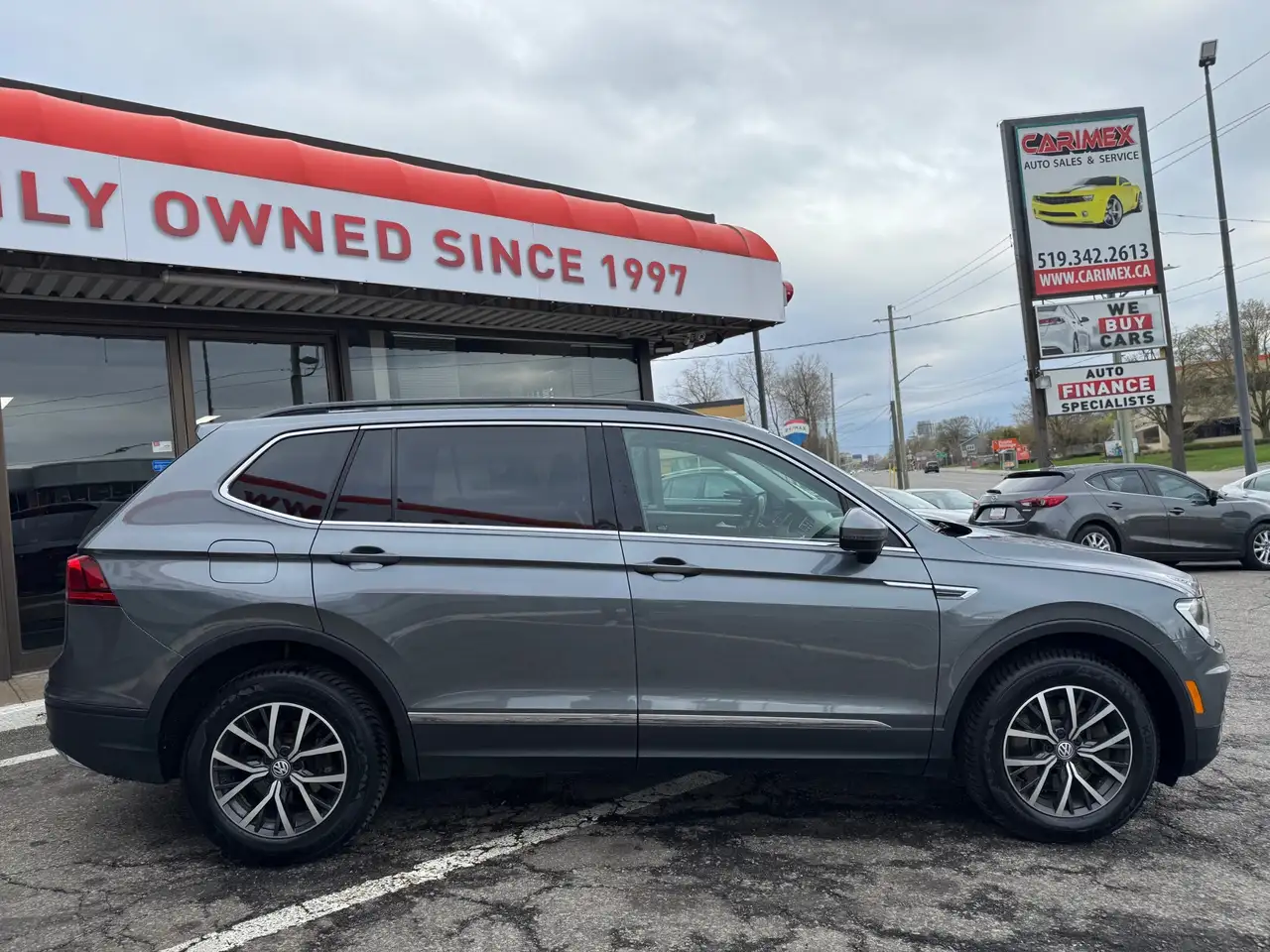 Volkswagen Tiguan photo Volkswagen Tiguan