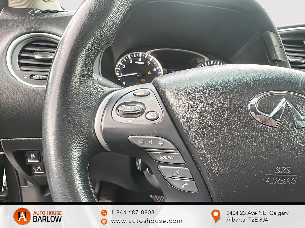 Infiniti QX60 снимка Infiniti QX60
