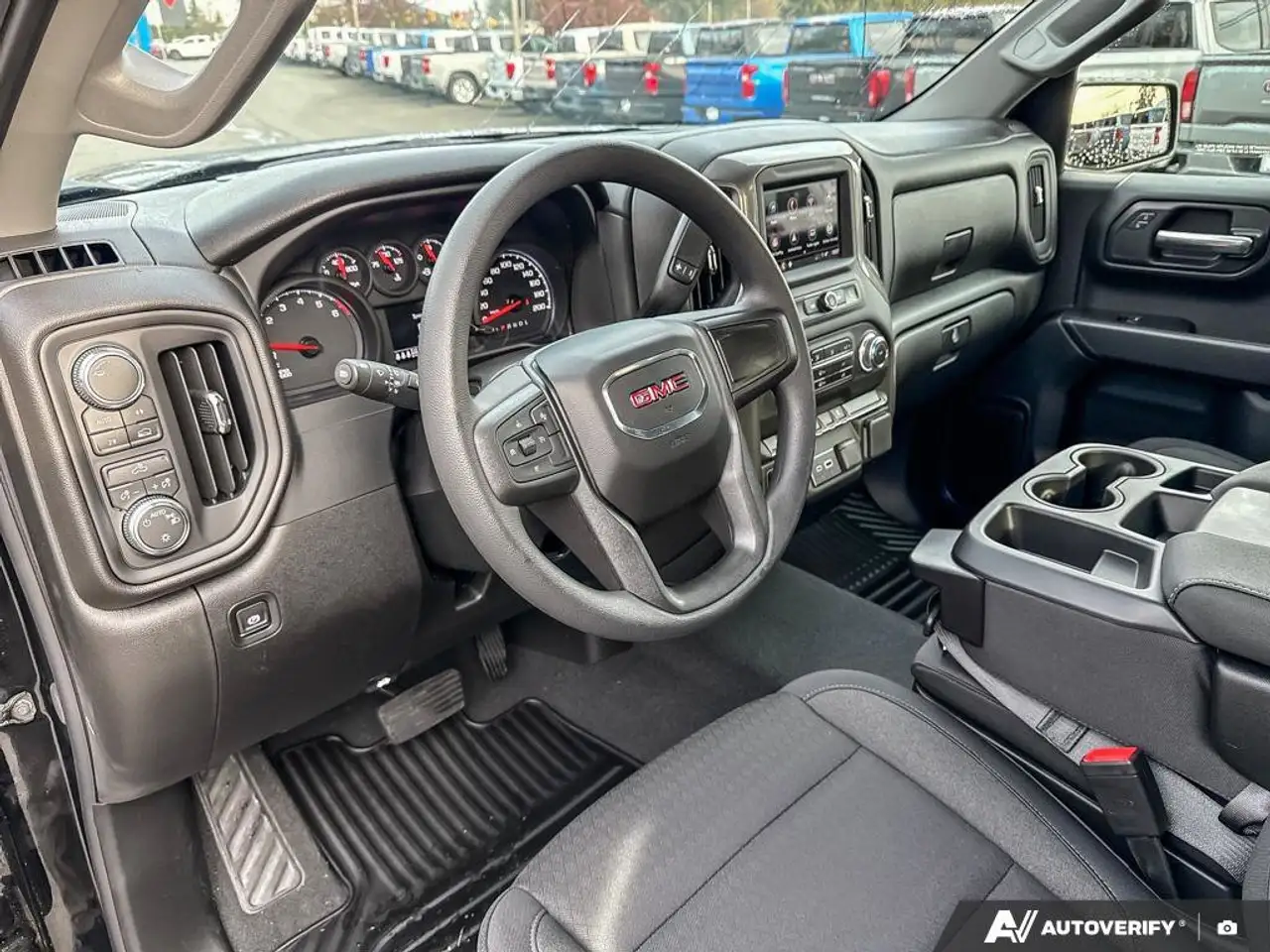 GMC Sierra 1500 снимка GMC Sierra 1500