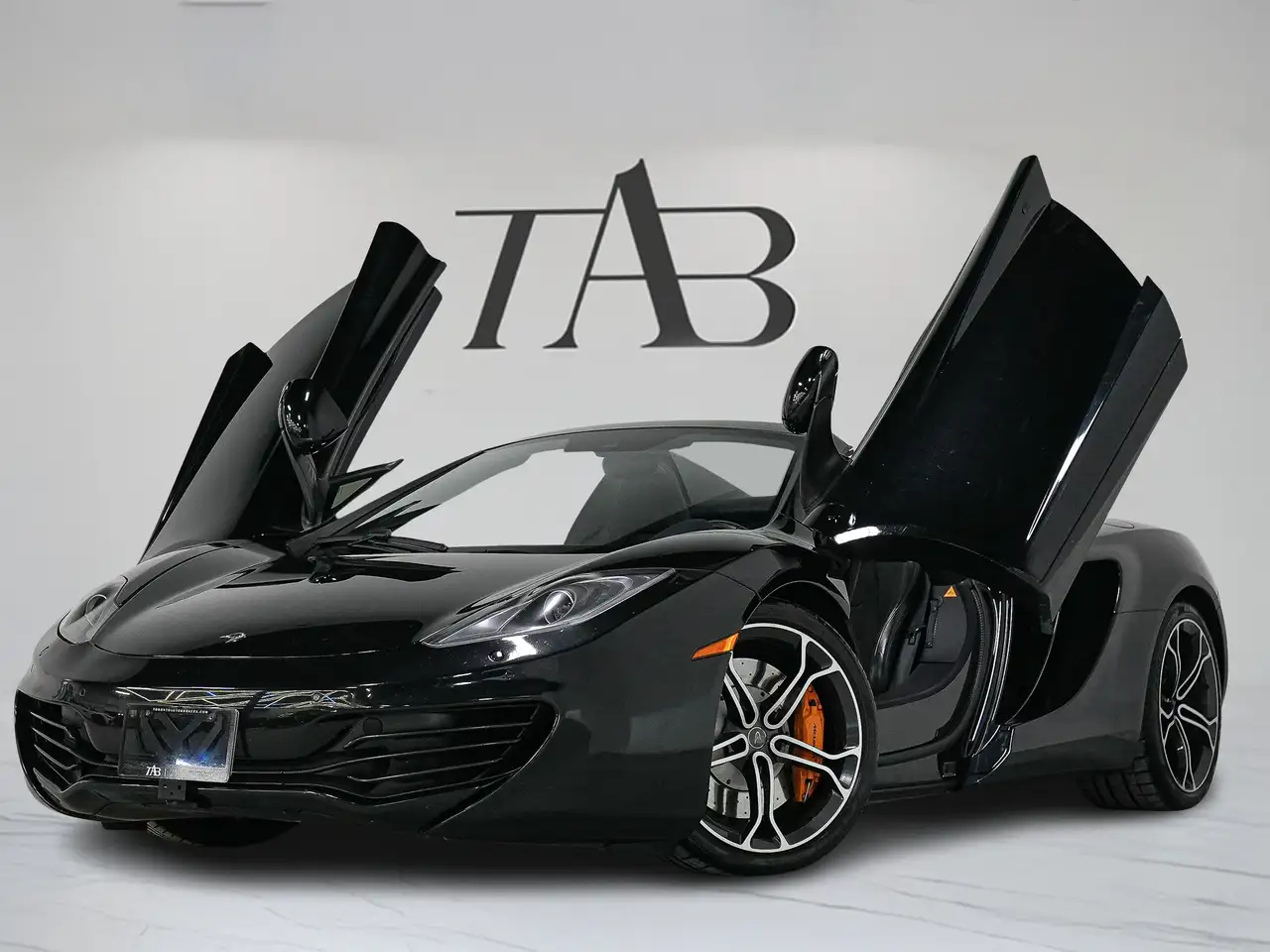 McLaren MP4-12C photo McLaren MP4-12C