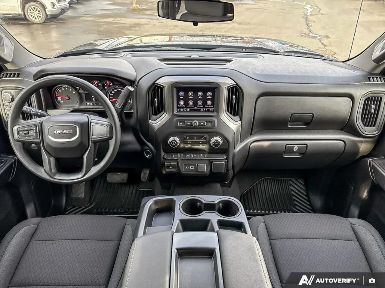 GMC Sierra 1500 снимка GMC Sierra 1500