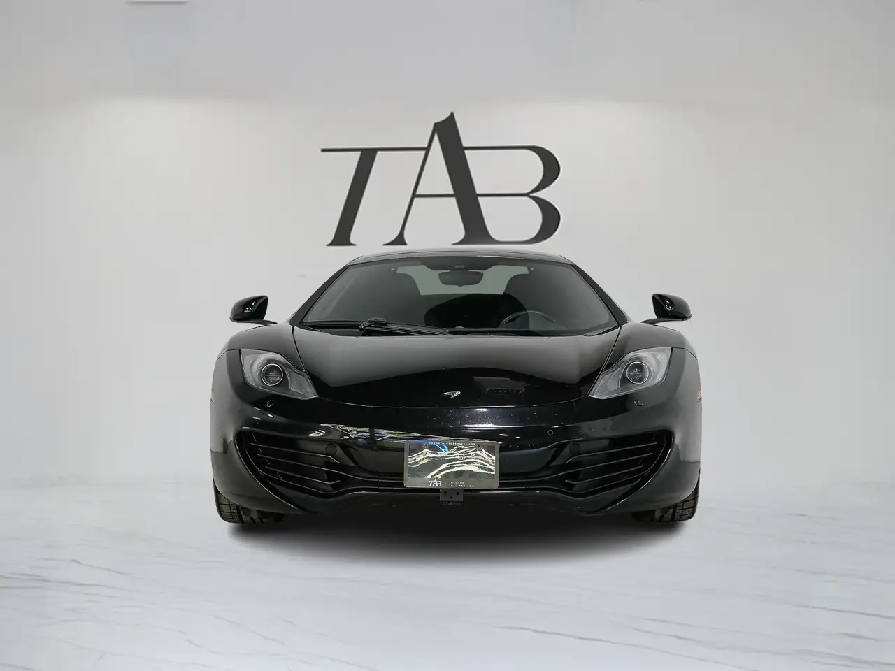 McLaren MP4-12C photo McLaren MP4-12C