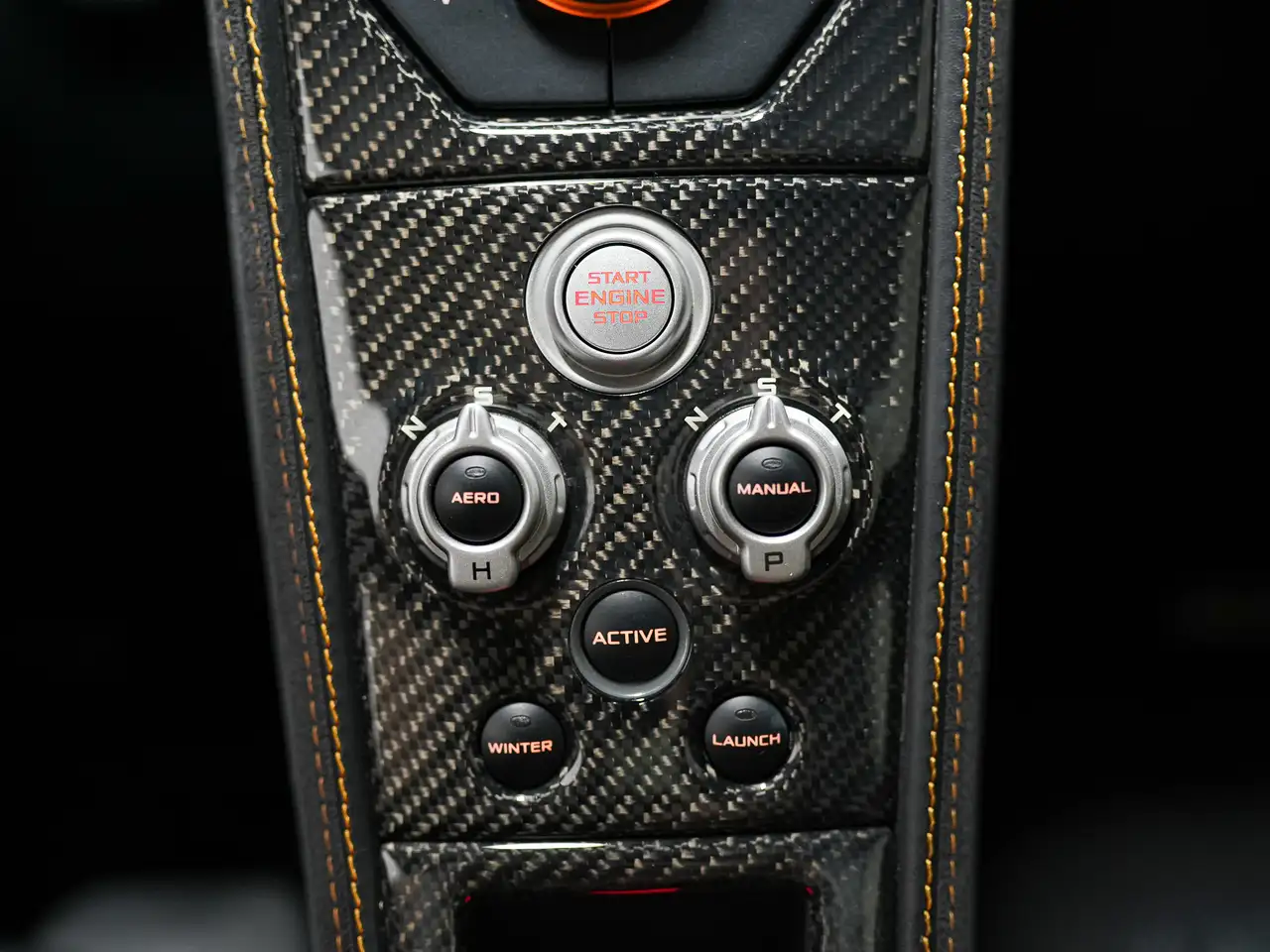 McLaren MP4-12C photo McLaren MP4-12C
