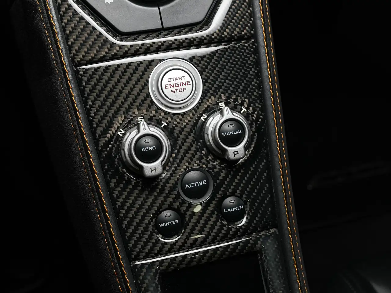 McLaren MP4-12C photo McLaren MP4-12C