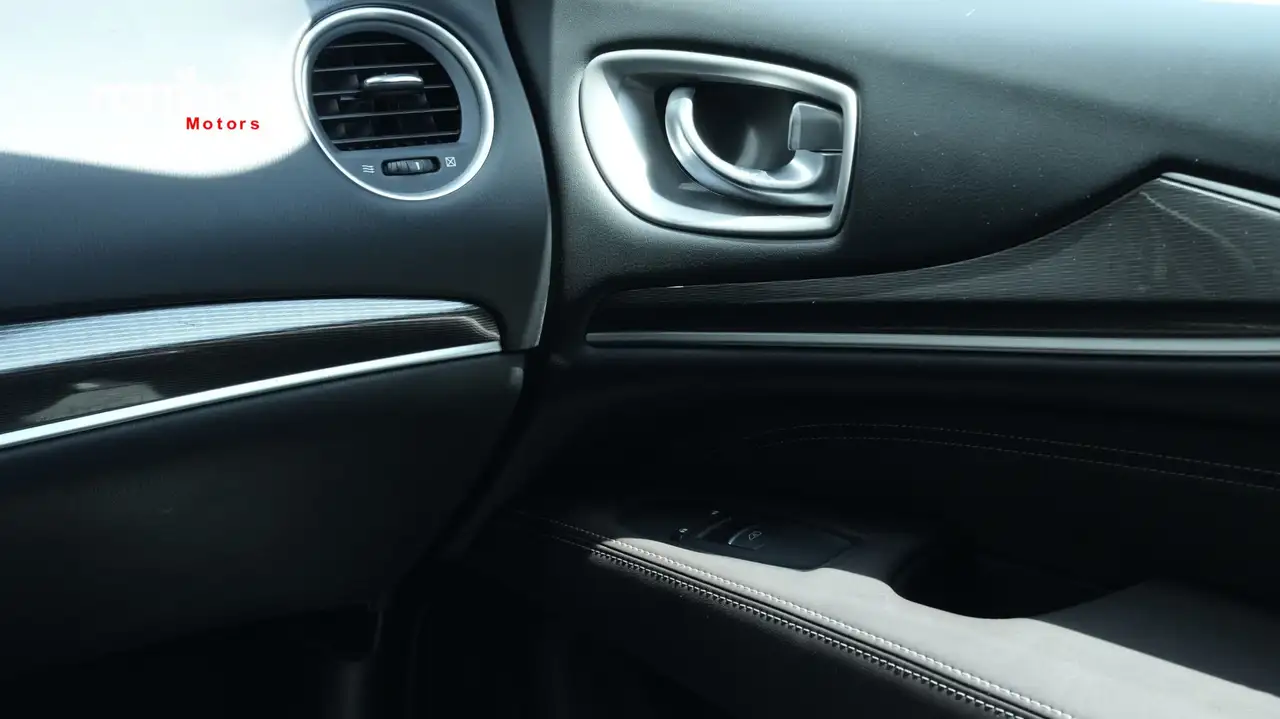 Infiniti QX60 fotografie Infiniti QX60