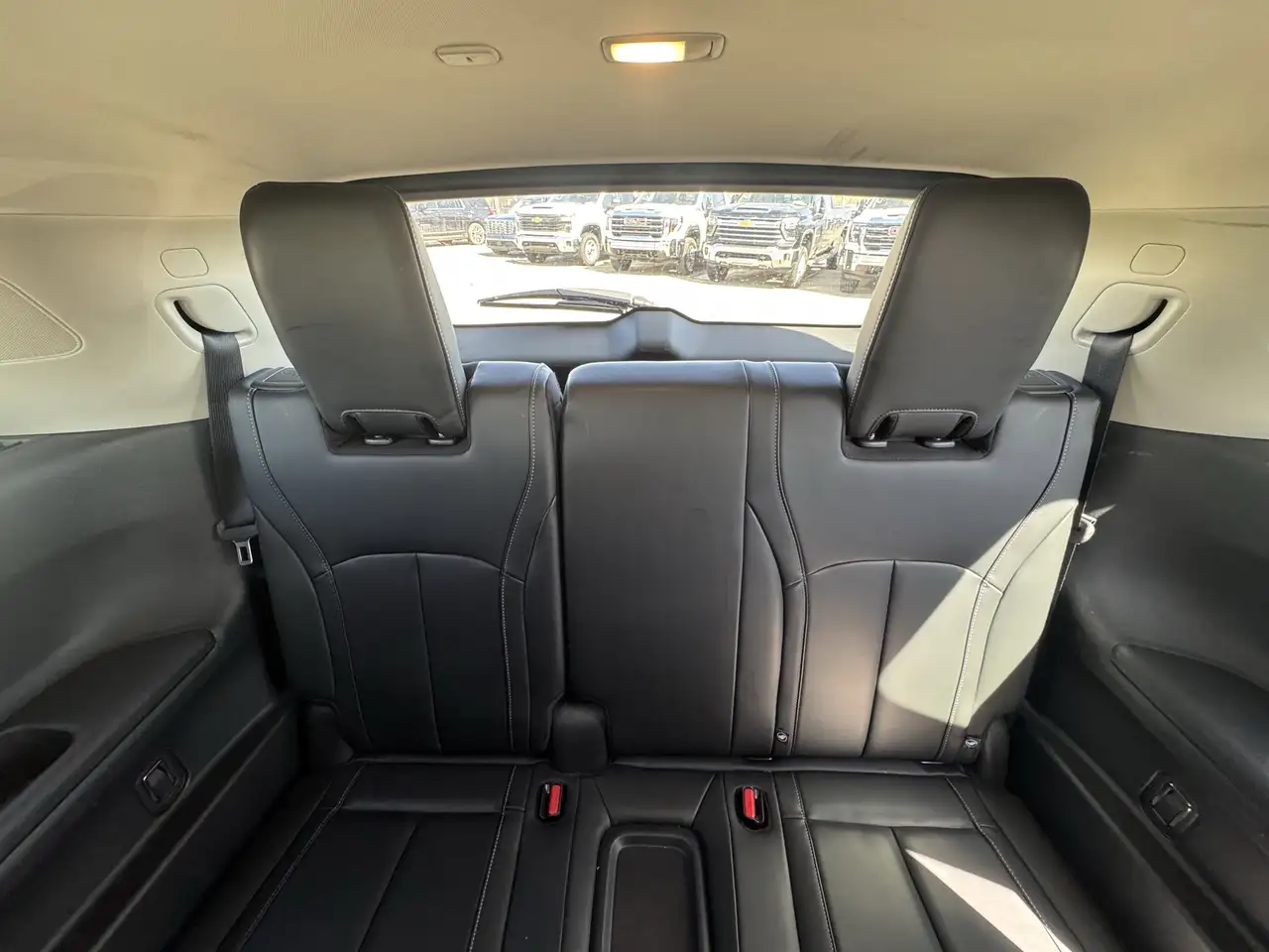 Infiniti QX60 снимка Infiniti QX60