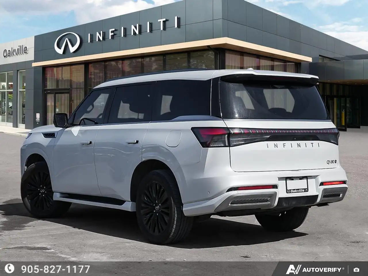 Infiniti QX80 fotografie Infiniti QX80