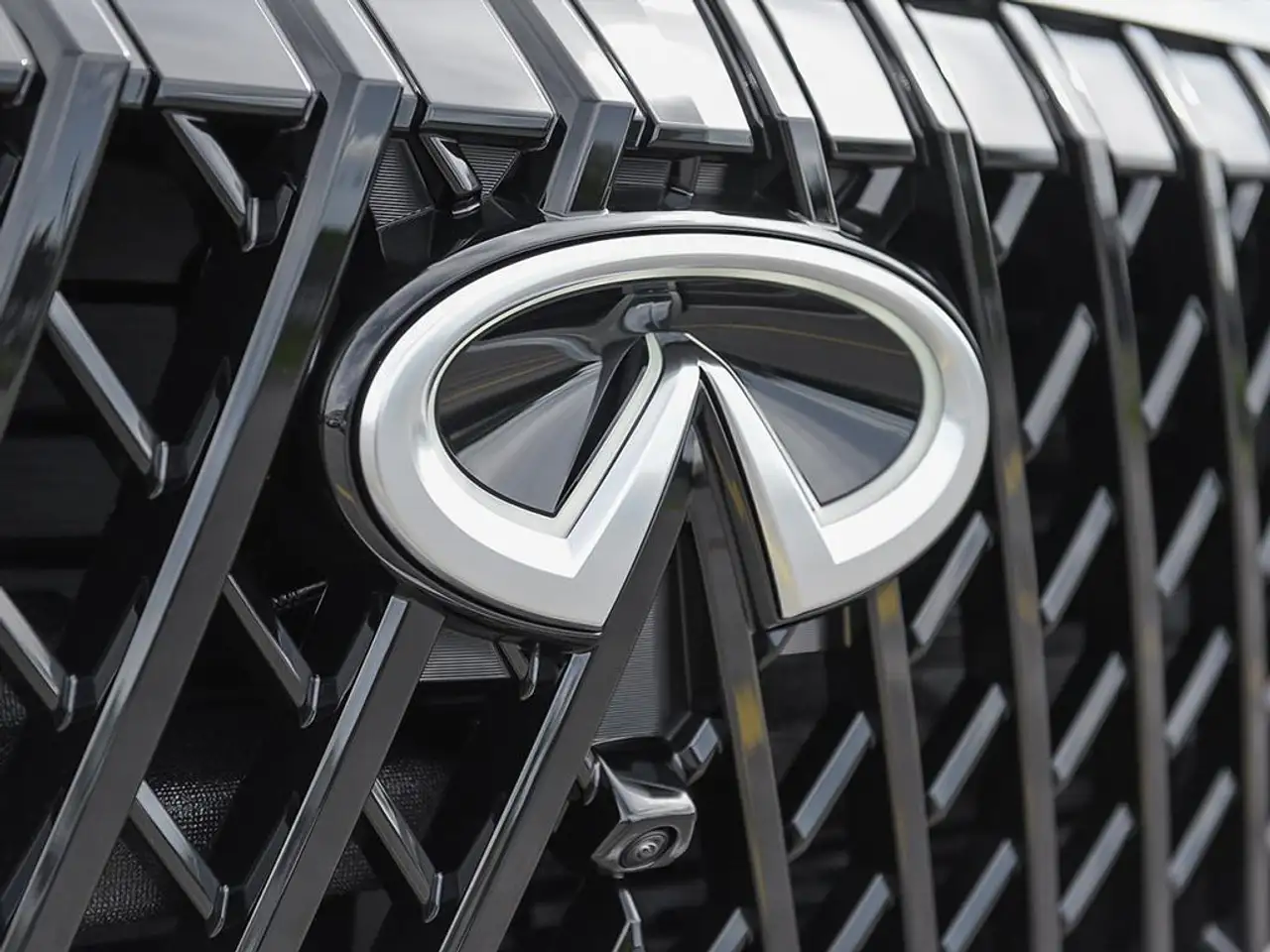 Infiniti QX80 fotografie Infiniti QX80