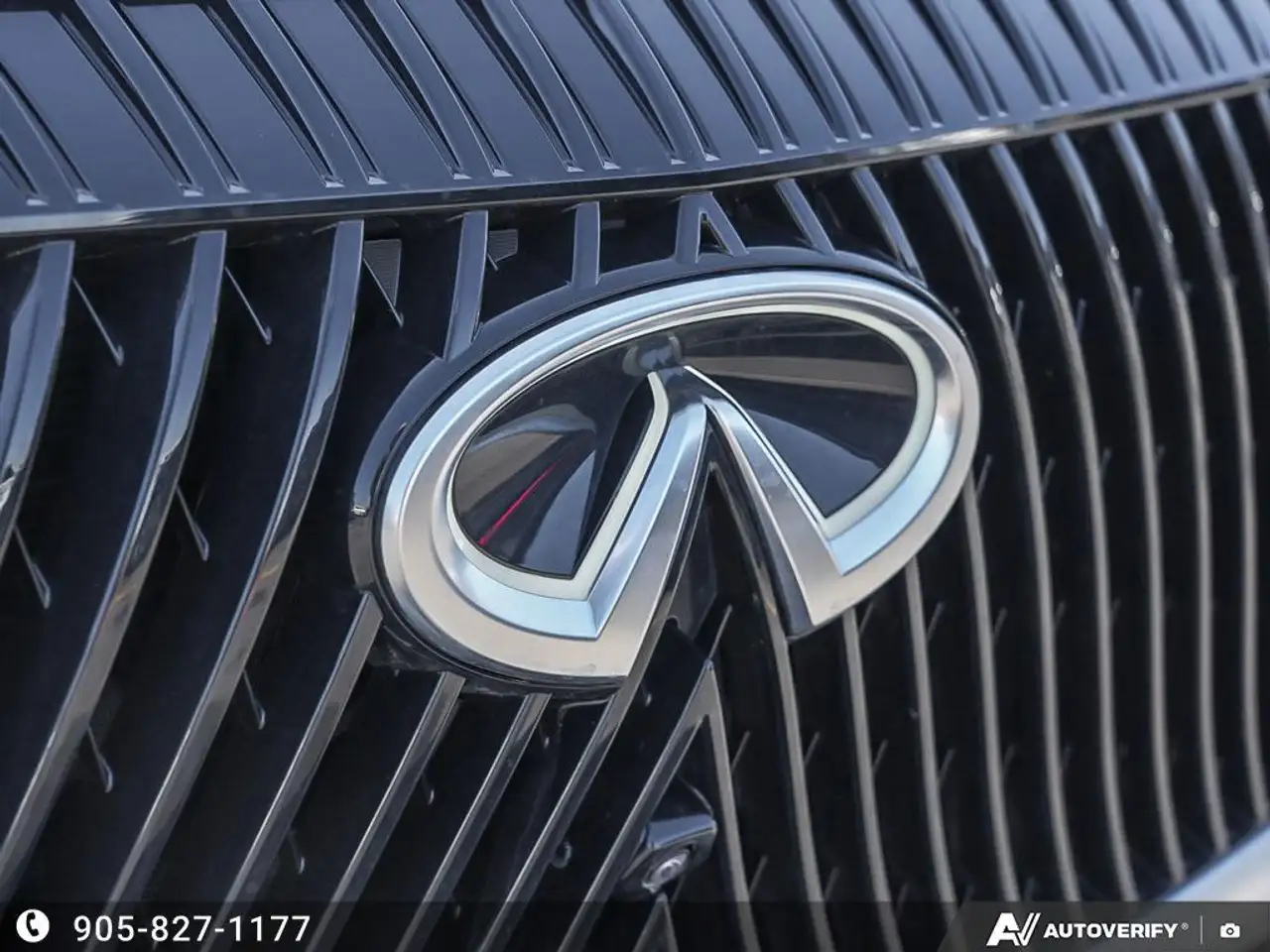 Infiniti QX80 fotografie Infiniti QX80