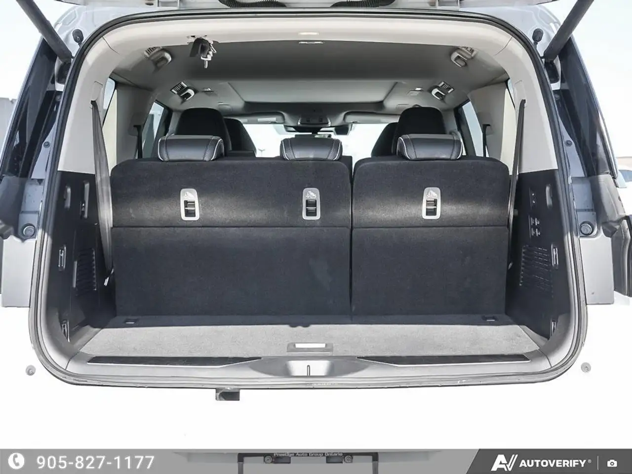 Infiniti QX80 fotografie Infiniti QX80