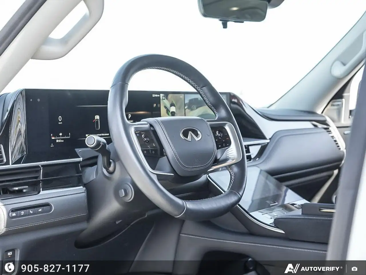 Infiniti QX80 fotografie Infiniti QX80