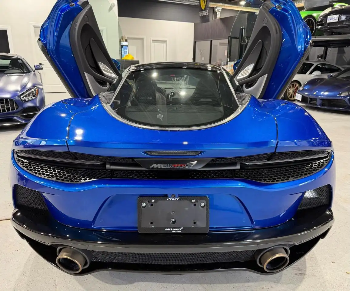 McLaren GT снимка McLaren GT