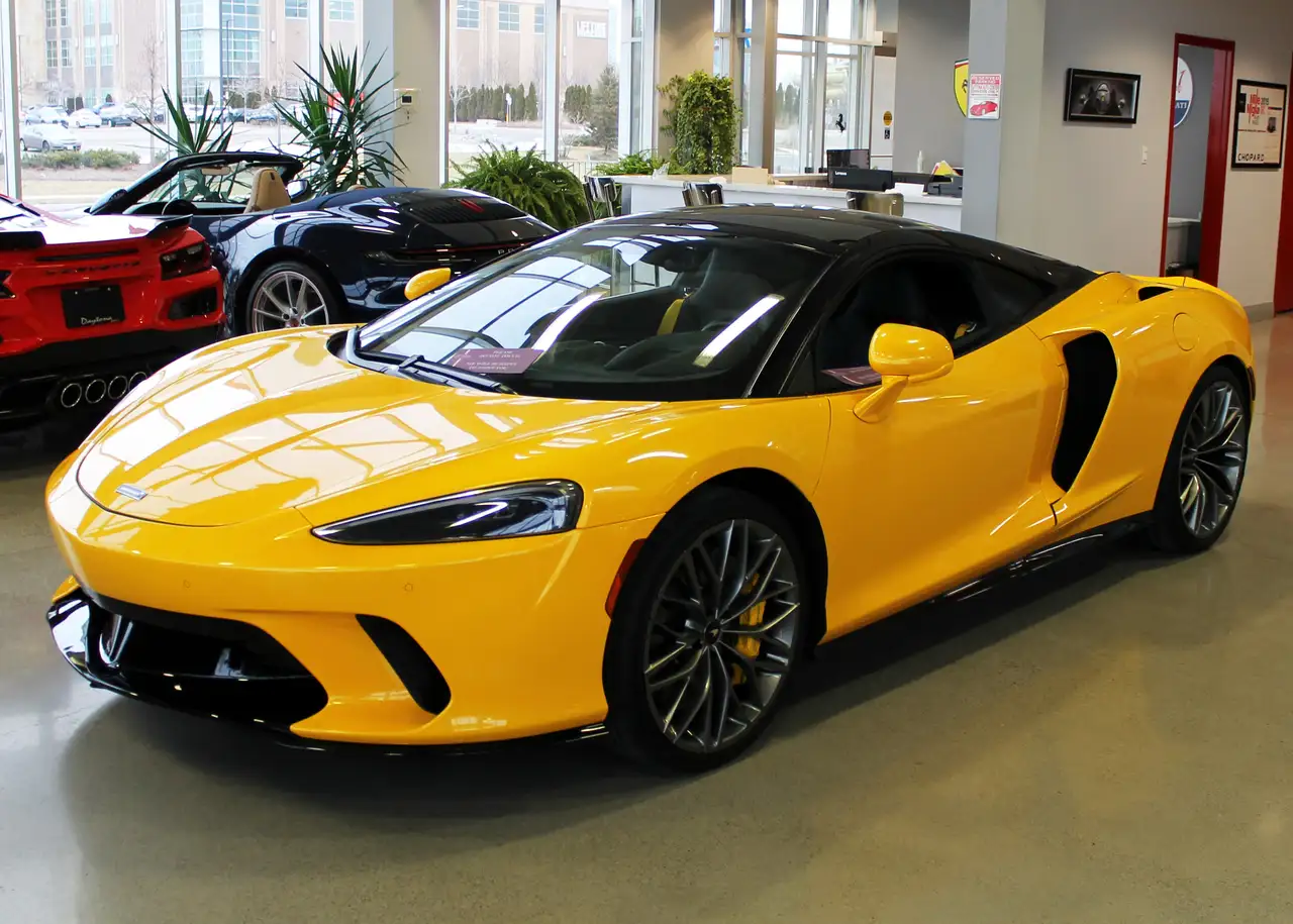 McLaren GT снимка McLaren GT