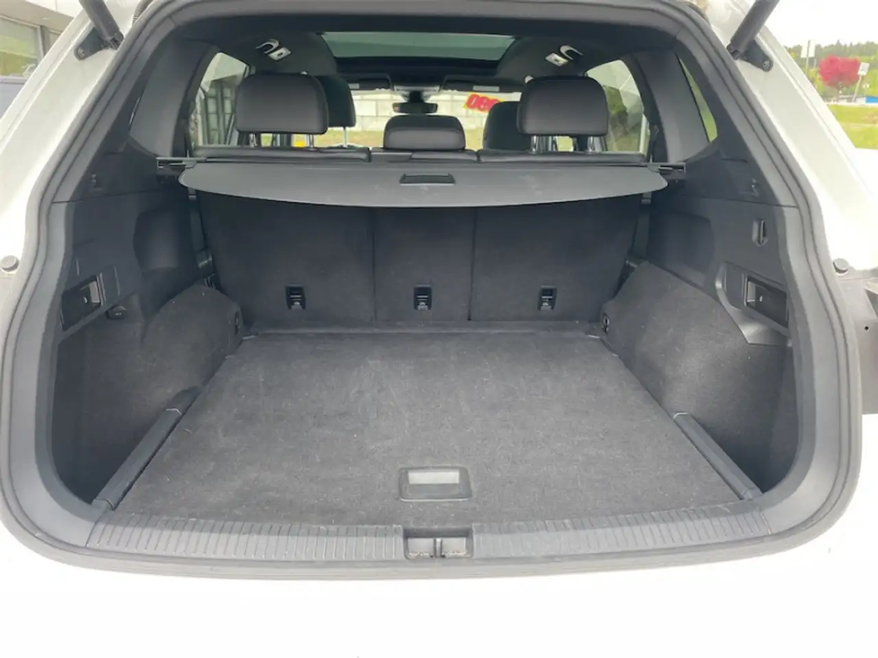 Volkswagen Tiguan снимка Volkswagen Tiguan