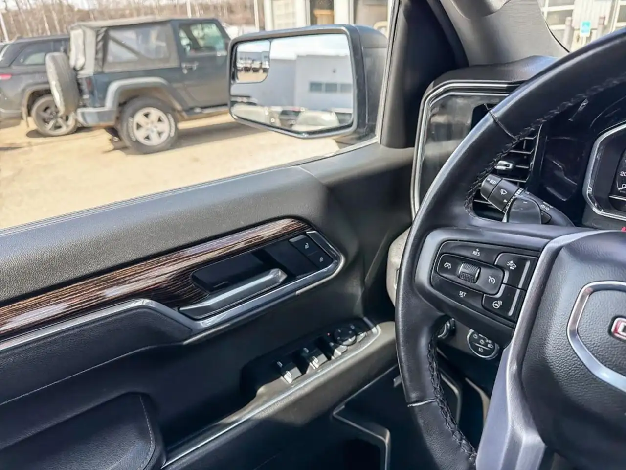 GMC Sierra 1500 photo GMC Sierra 1500