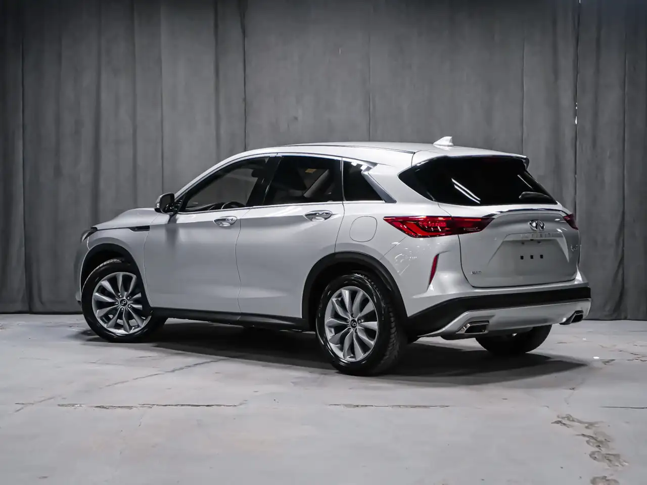 Infiniti QX50 снимка Infiniti QX50