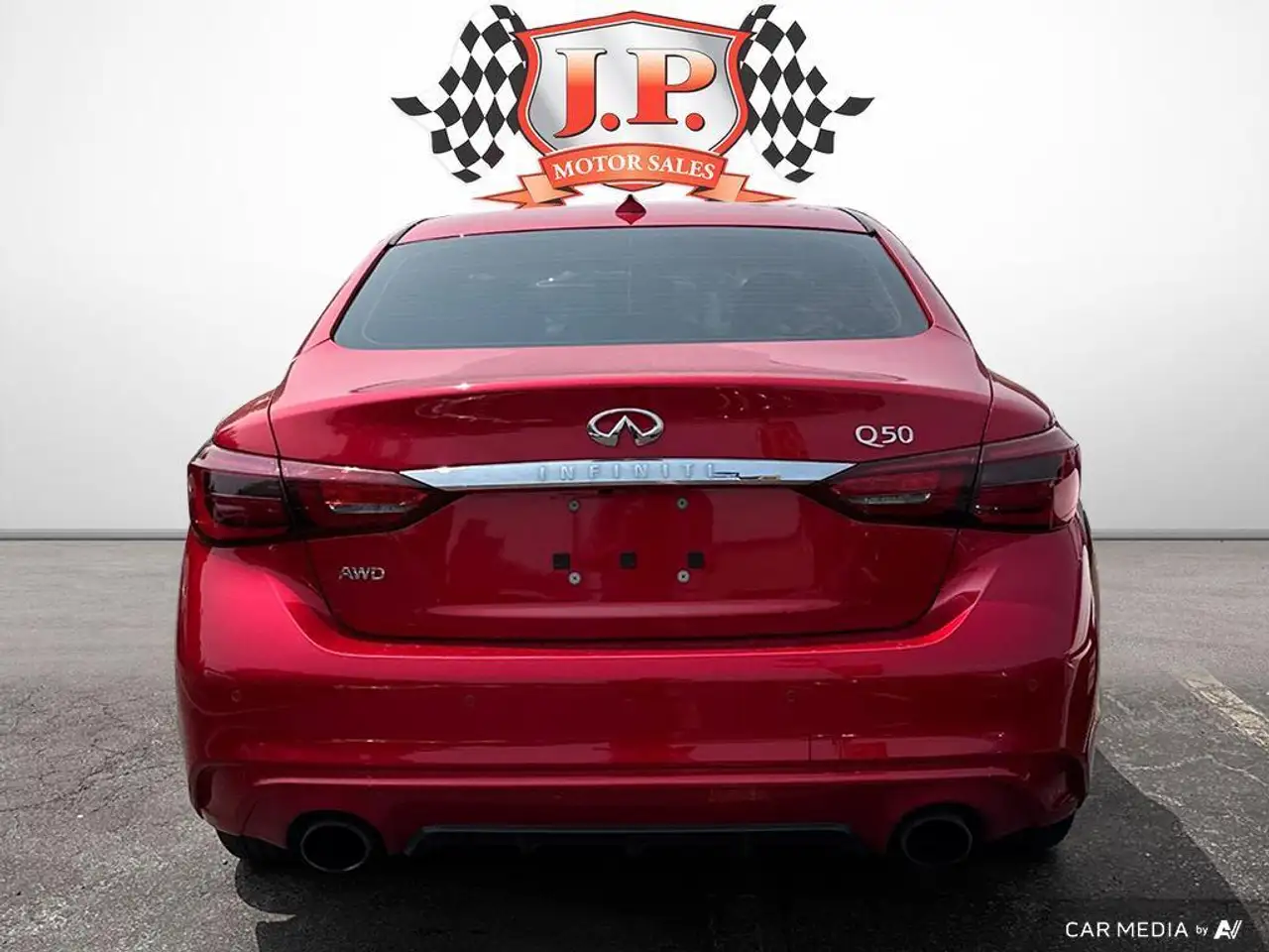 Infiniti Q50 снимка Infiniti Q50