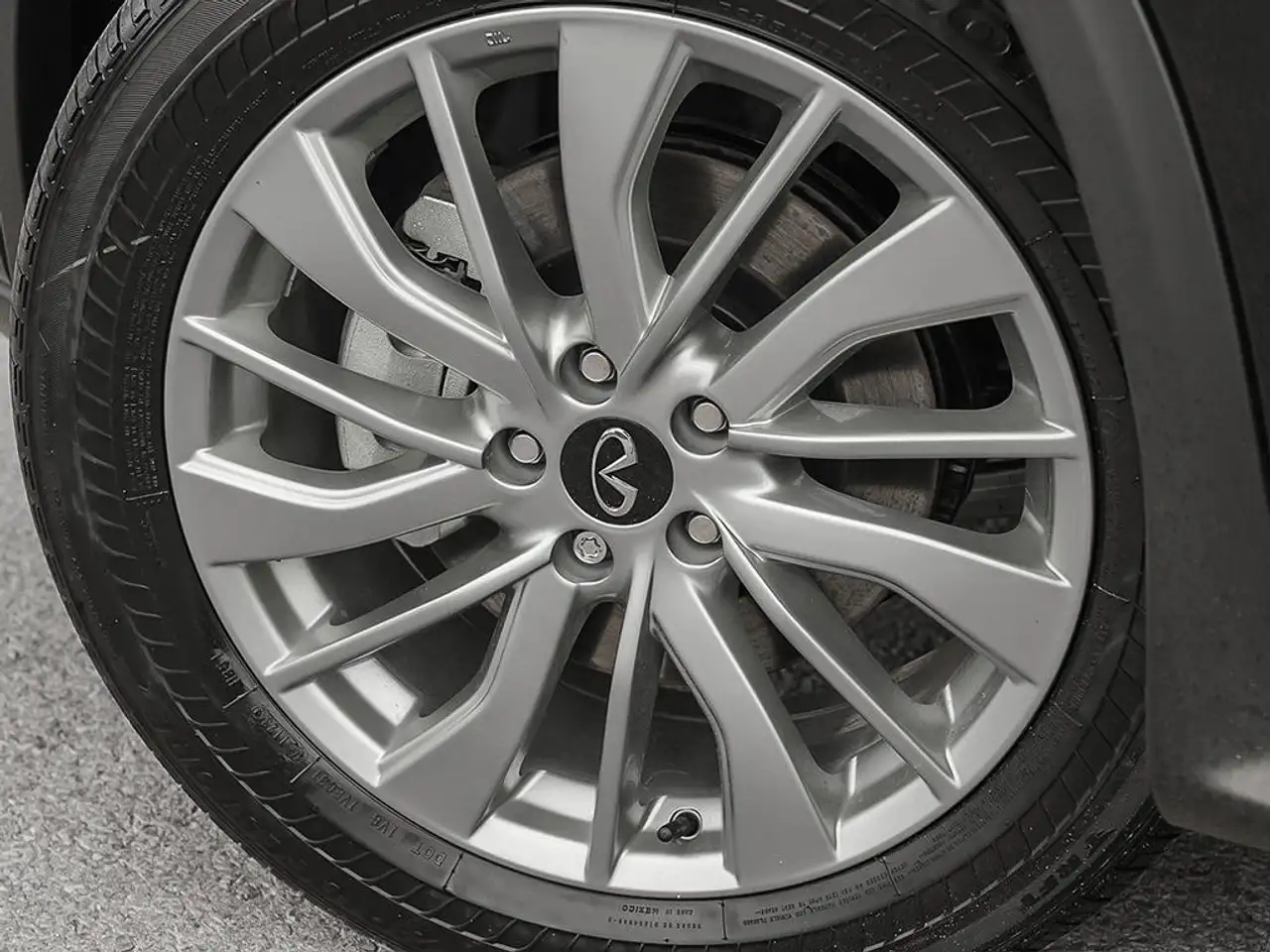 Infiniti QX50 photo Infiniti QX50