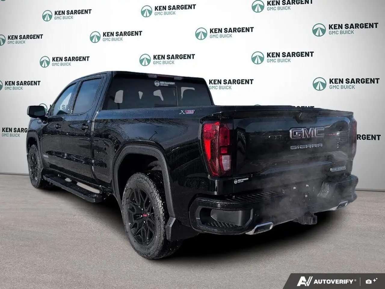GMC Sierra 1500 снимка GMC Sierra 1500