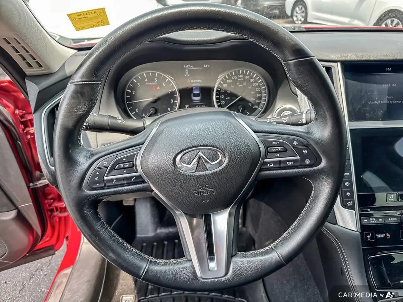 Infiniti Q50 снимка Infiniti Q50