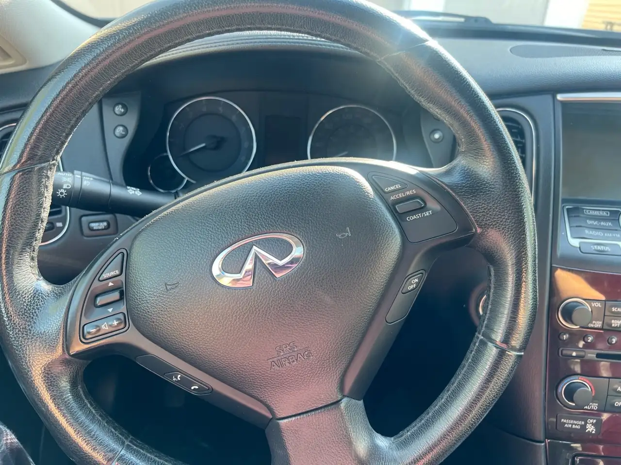 Infiniti EX снимка Infiniti EX